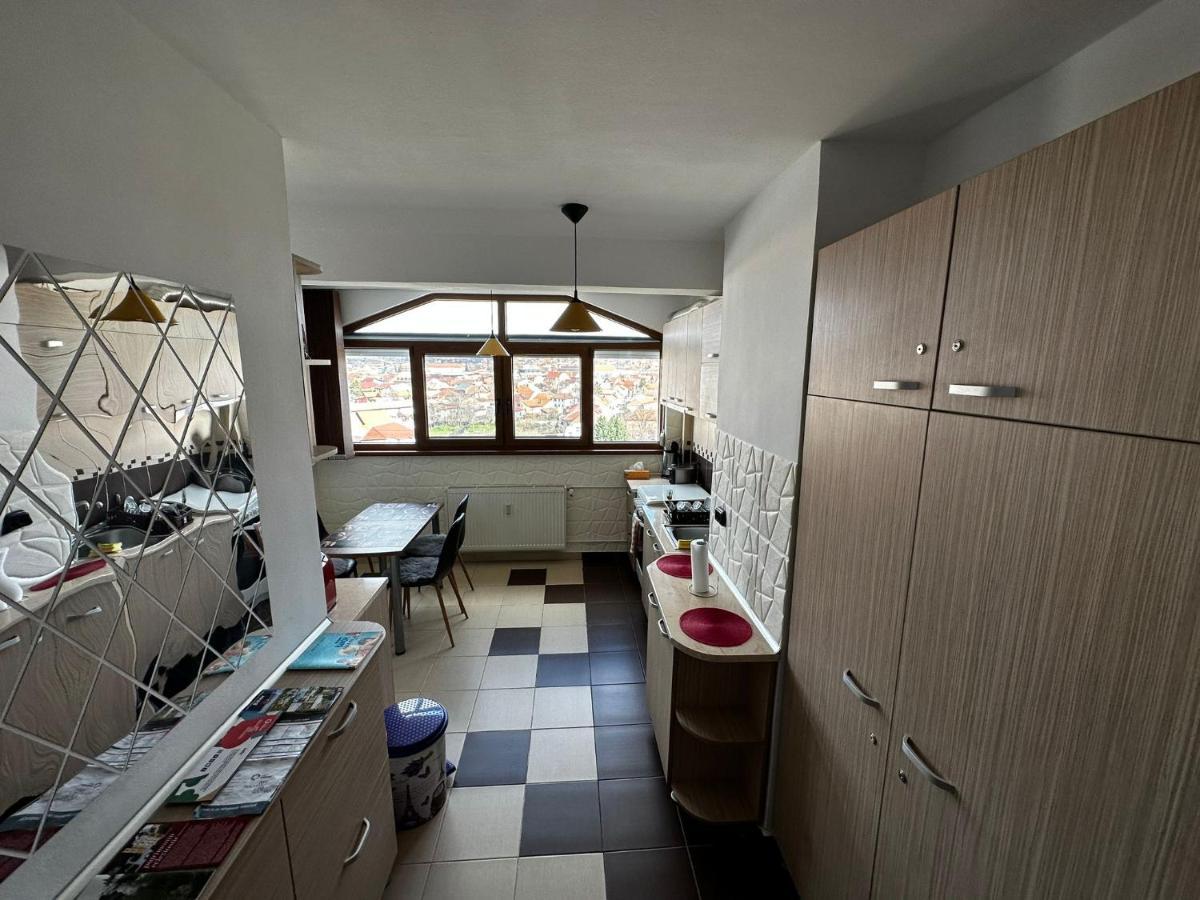 High Level Apart Oradea Free Reserved Parking Exterior foto